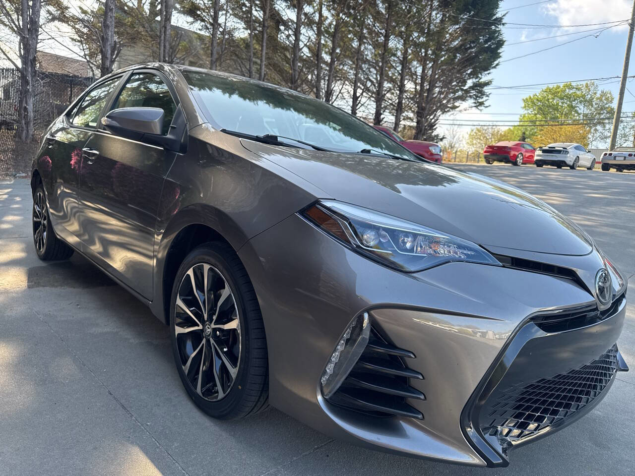 Used 2017 Toyota Corolla SE image 6