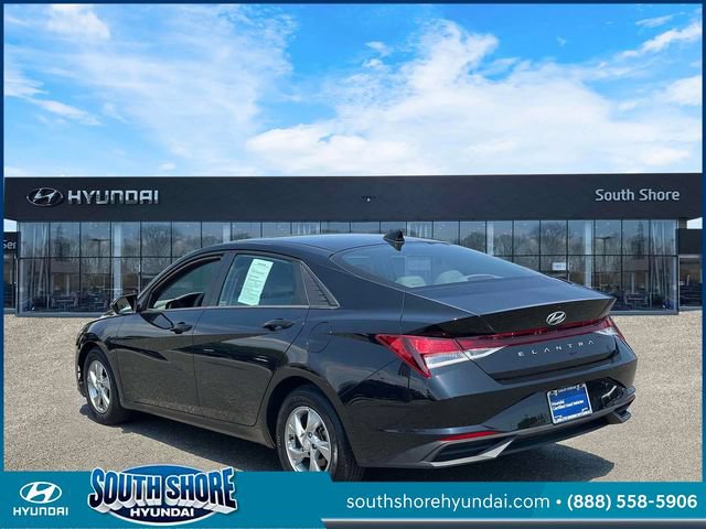 Certified 2023 Hyundai Elantra SE FWD image 8