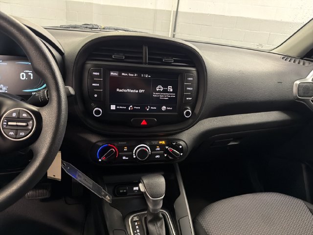Certified 2023 Kia Soul LX FWD image 19