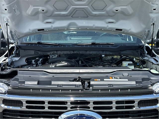 New 2025 Ford F250 XLT image 33