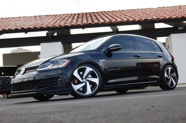 Used 2018 Volkswagen GTI SE w/ SE Leather Package FWD image 56