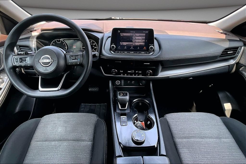 Used 2023 Nissan Rogue SV AWD/4WD image 7