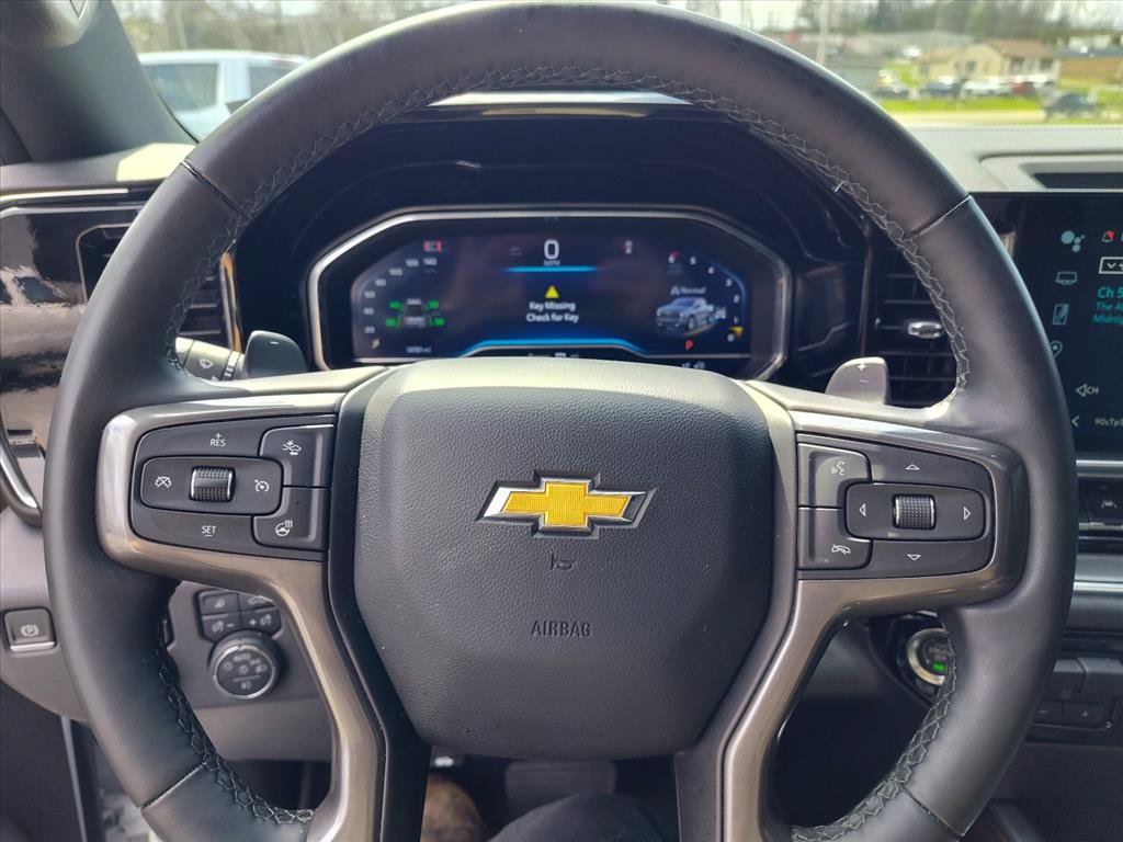 Used 2024 Chevrolet Silverado 1500 High Country w/ High Country Premium Package AWD/4WD image 17