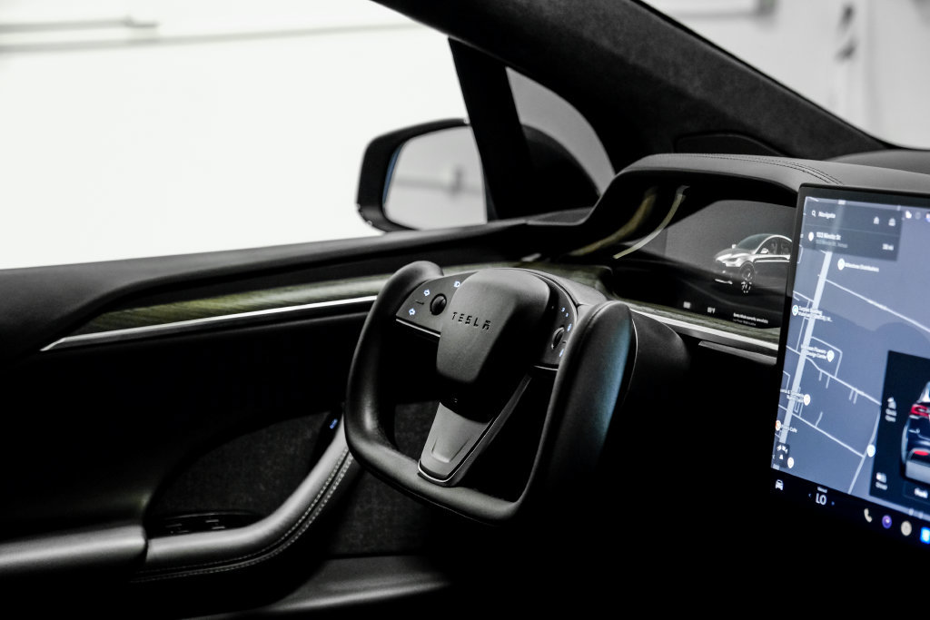 Used 2022 Tesla Model X AWD/4WD image 17