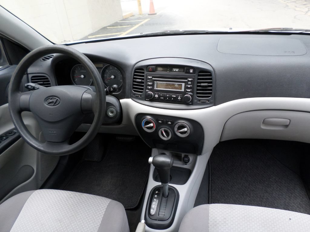Used 2008 Hyundai Accent GS FWD image 13