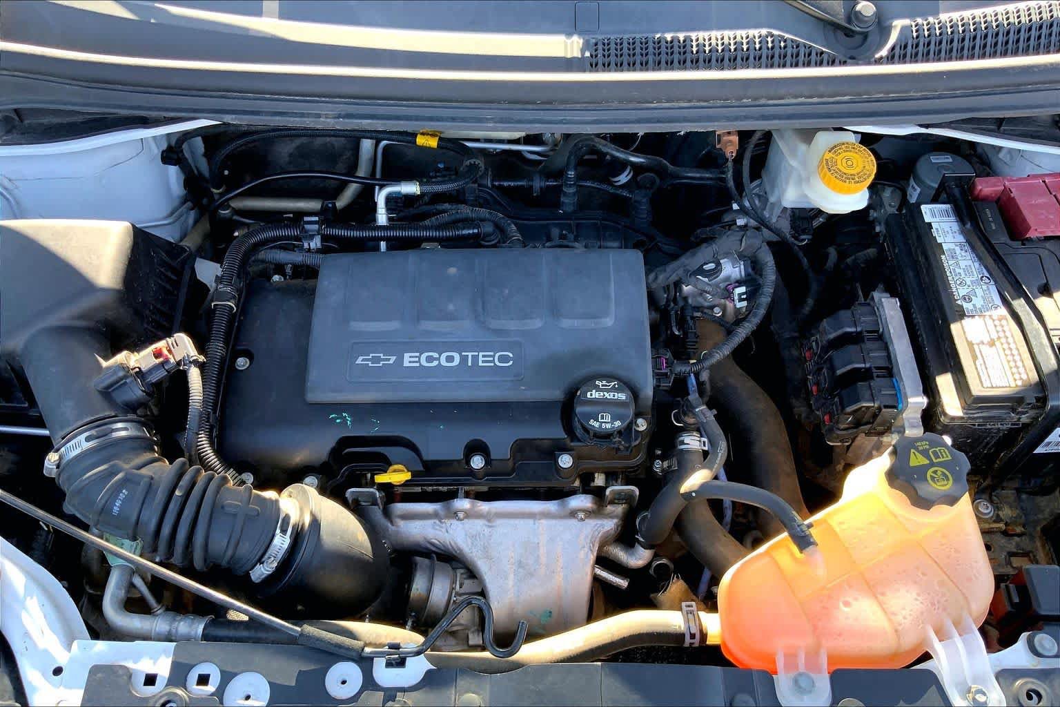 Used 2019 Chevrolet Sonic LT FWD image 31