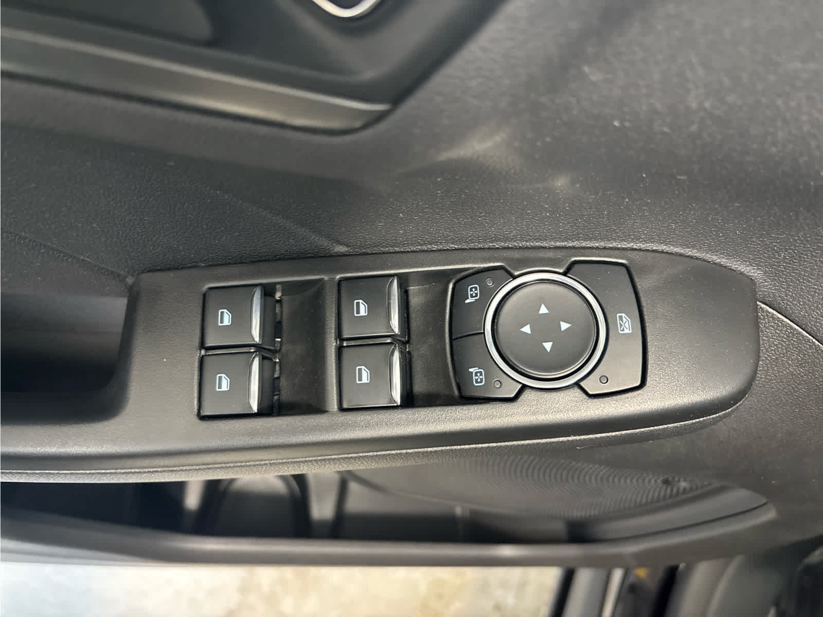 Certified 2023 Ford Escape Active AWD/4WD image 18