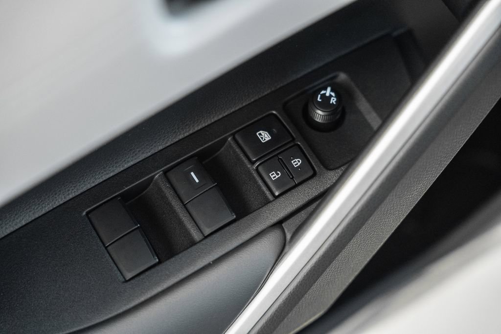New 2026 Toyota Corolla Cross LE AWD/4WD image 36
