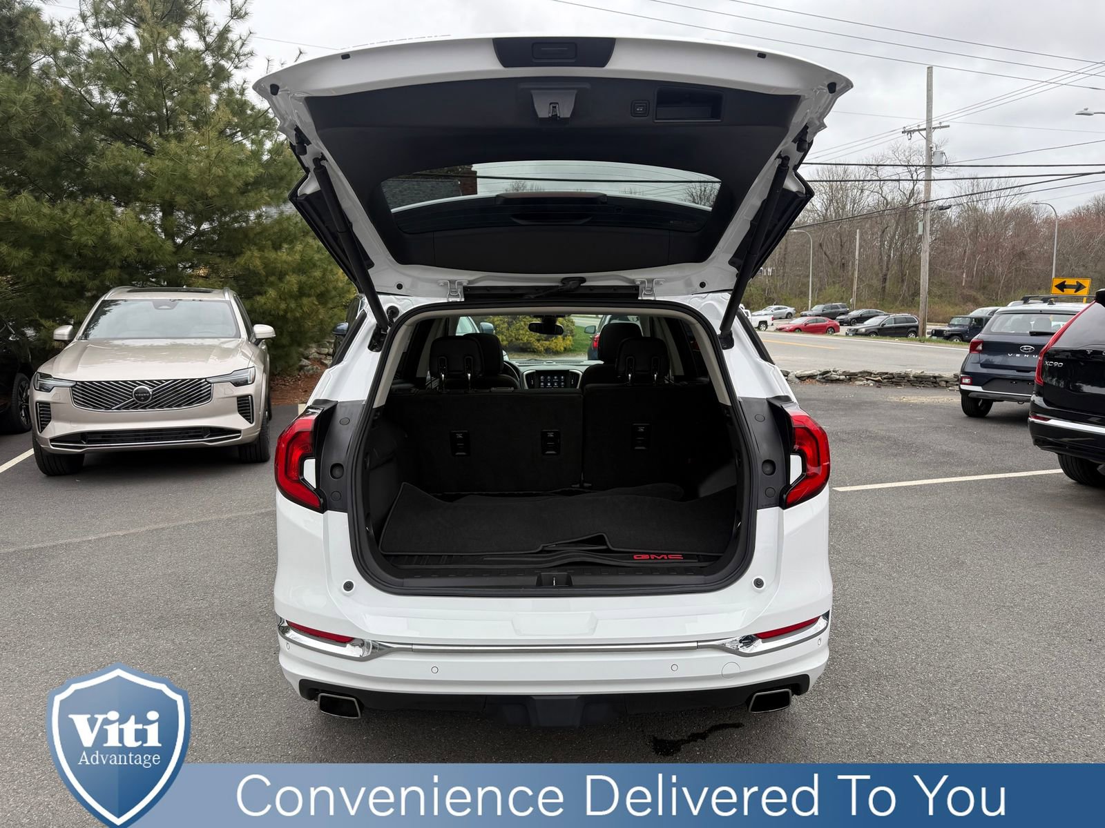 Used 2019 GMC Terrain Denali w/ Advanced Safety Package AWD/4WD image 23