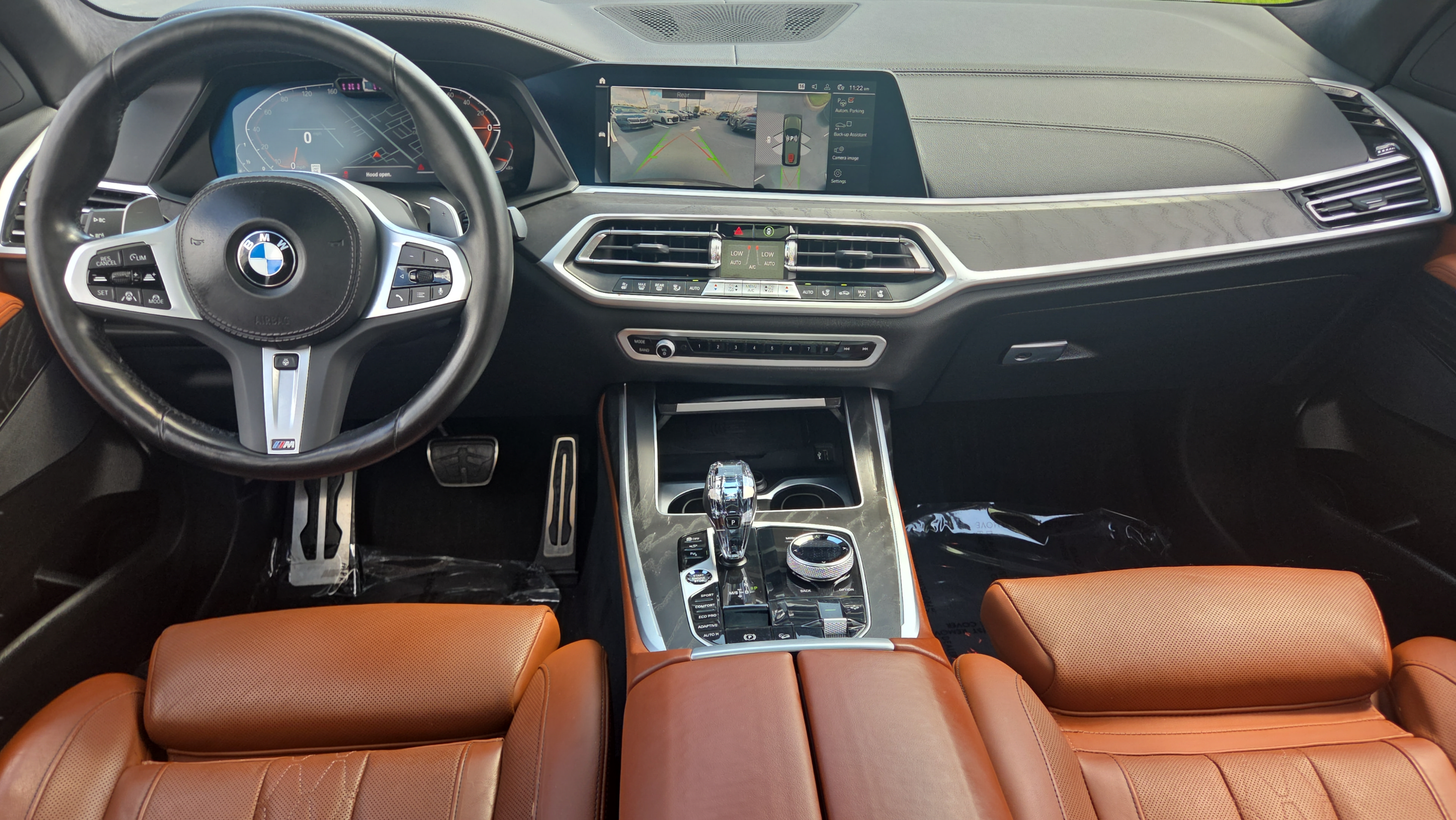 Used 2022 BMW X7 xDrive40i w/ M Sport Package AWD/4WD image 13