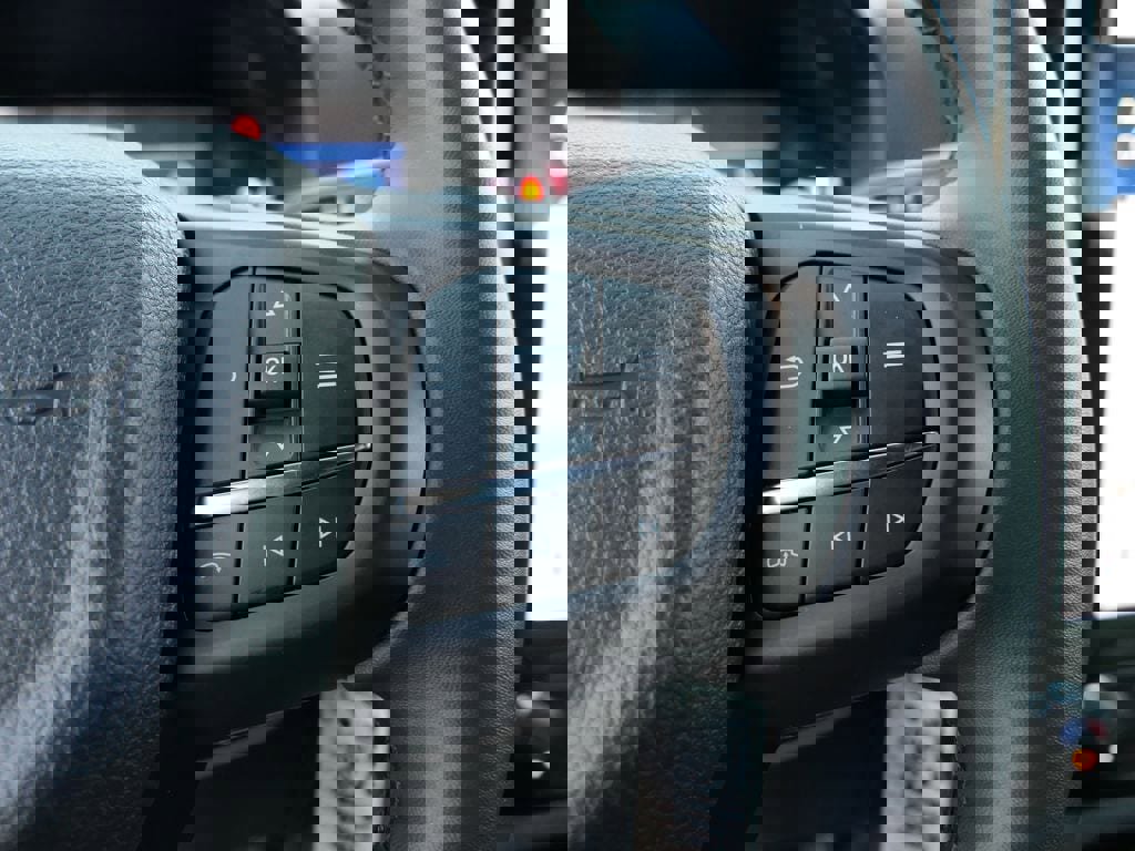 Used 2025 Ford Ranger XLT w/ FX4 Off-Road Package image 18