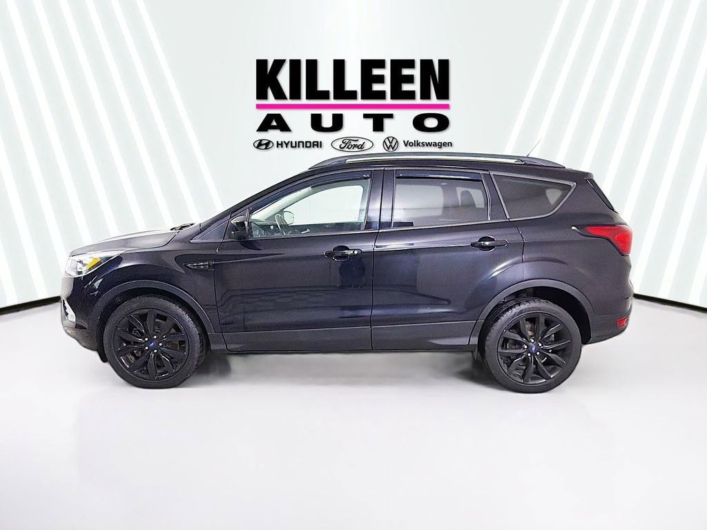 Used 2019 Ford Escape SE image 3