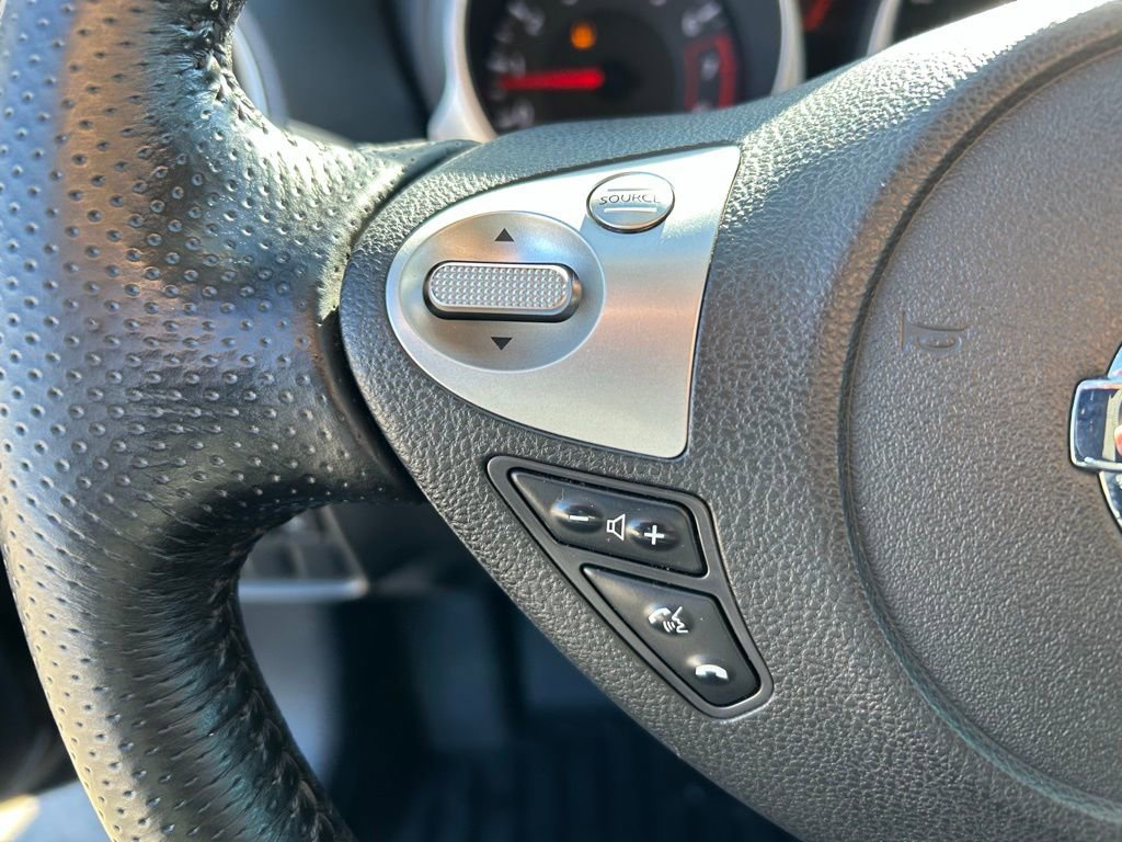 Used 2011 Nissan Juke SL image 12