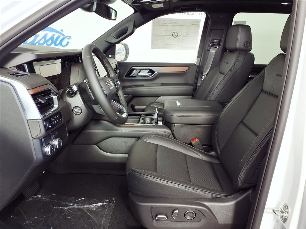 New 2026 GMC Yukon XL Denali w/ Sun & Power Step Package image 18