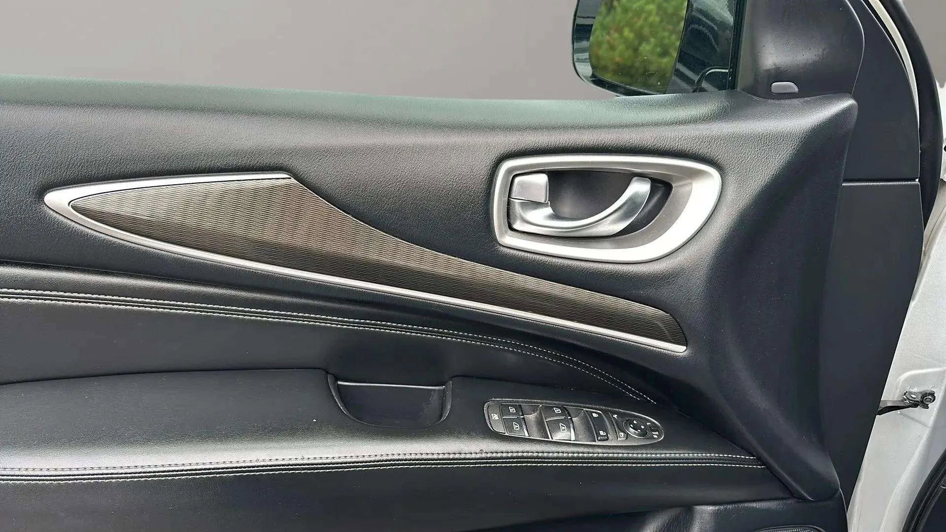 Used 2019 INFINITI QX60 Pure image 14