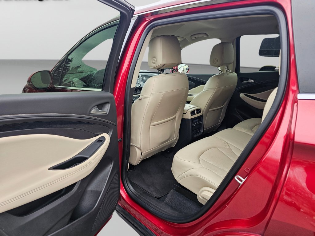 Used 2018 Buick Envision Essence image 21