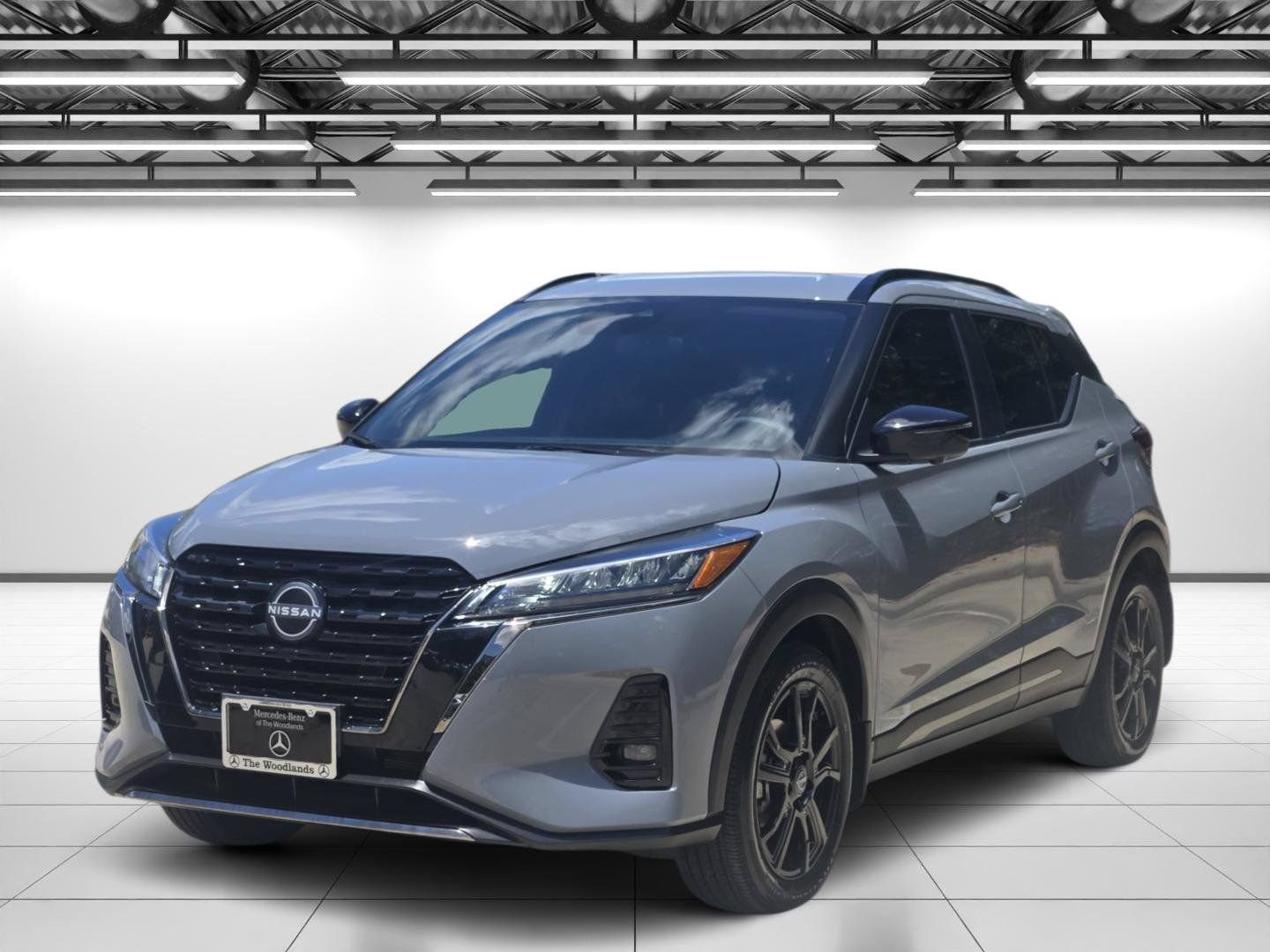 Used 2024 Nissan Kicks SR FWD image 5