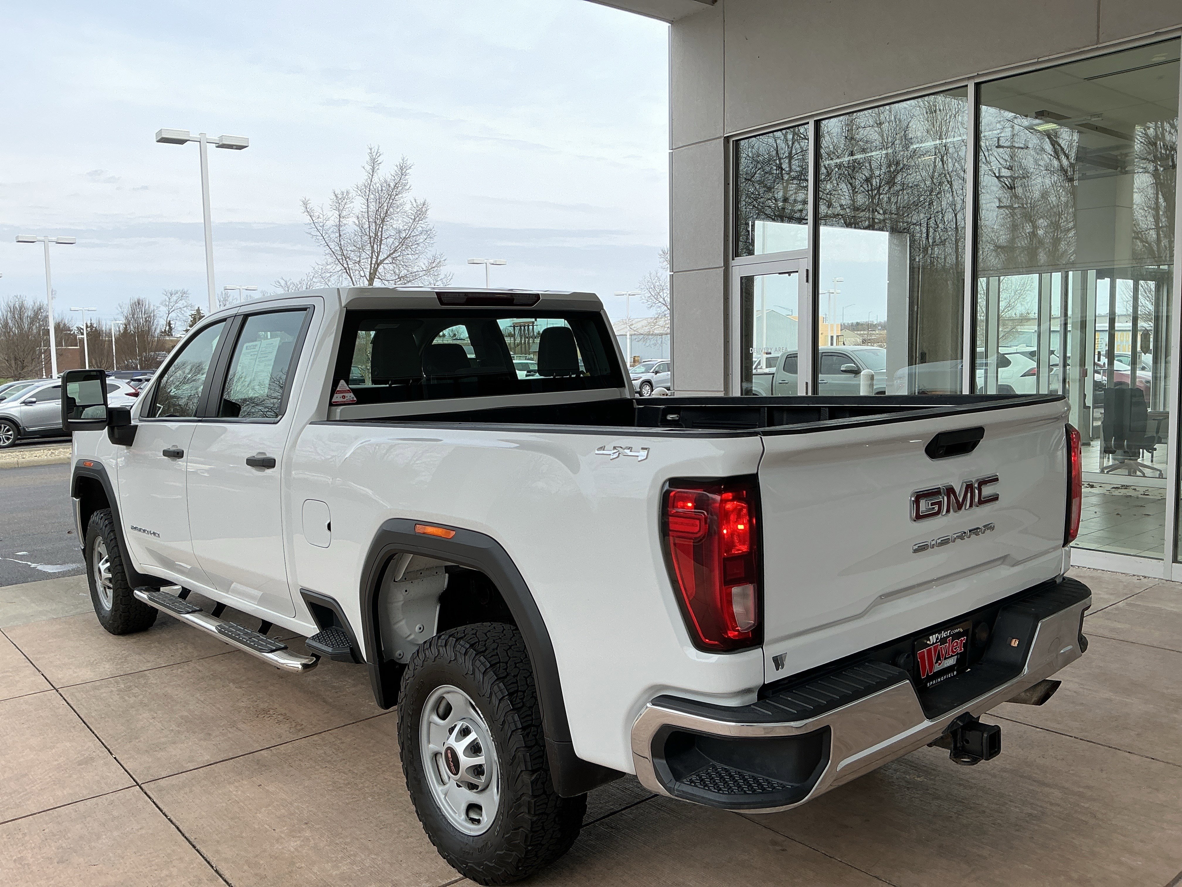 Used 2023 GMC Sierra 2500 Pro AWD/4WD image 32
