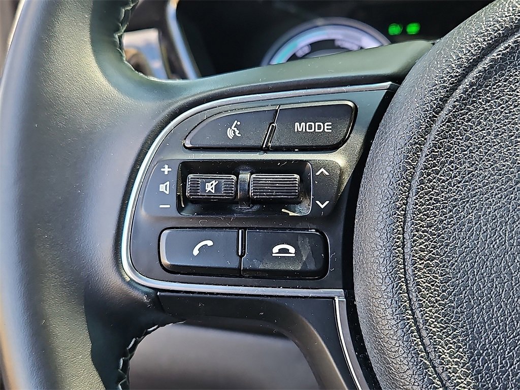 Certified 2022 Kia Niro LXS image 21