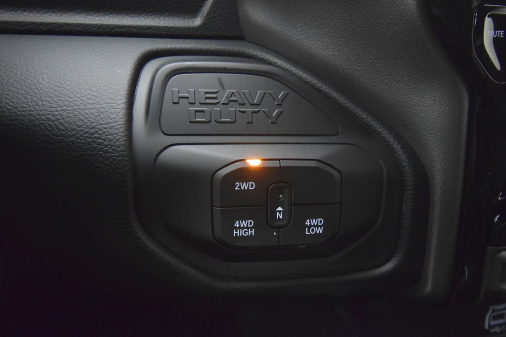 New 2026 RAM 2500 Big Horn AWD/4WD image 24