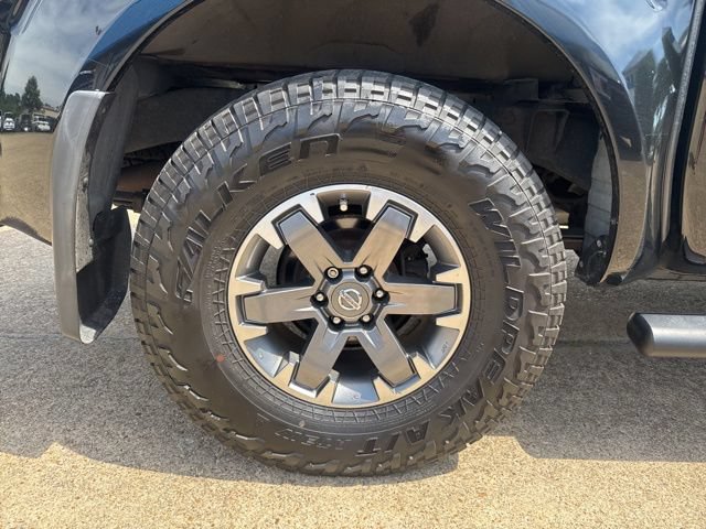 Used 2014 Nissan Frontier PRO-4X w/ Pro-4x Luxury Package AWD/4WD image 35