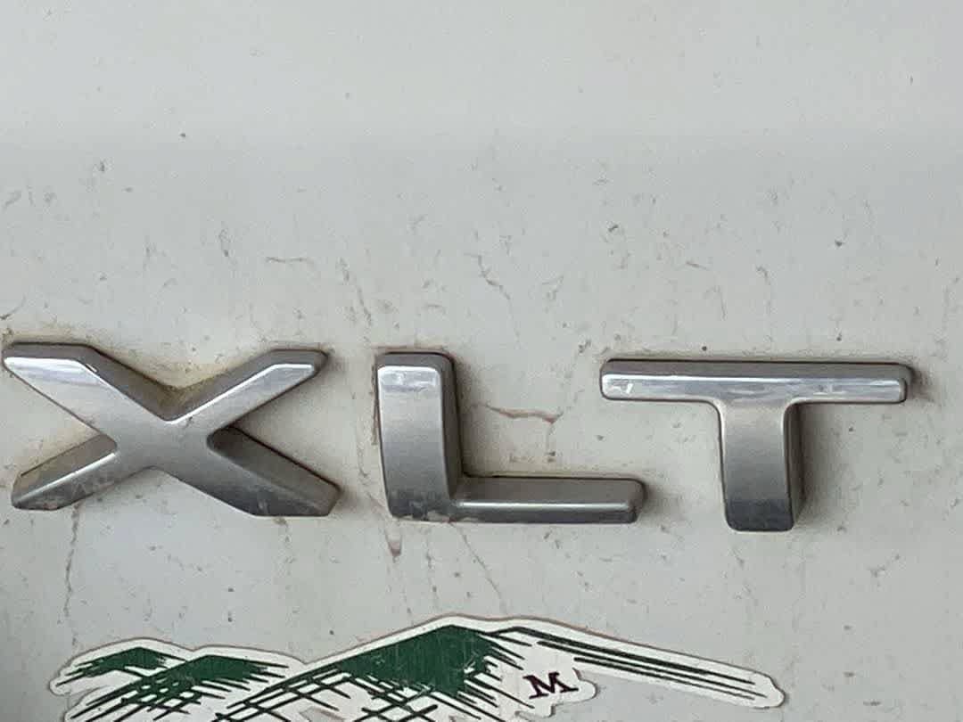 Used 2019 Ford Expedition XLT w/ Equipment Group 201A AWD/4WD image 11