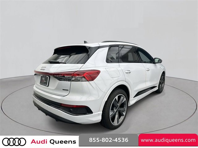 Used 2024 Audi Q4 e-tron Premium Plus image 4
