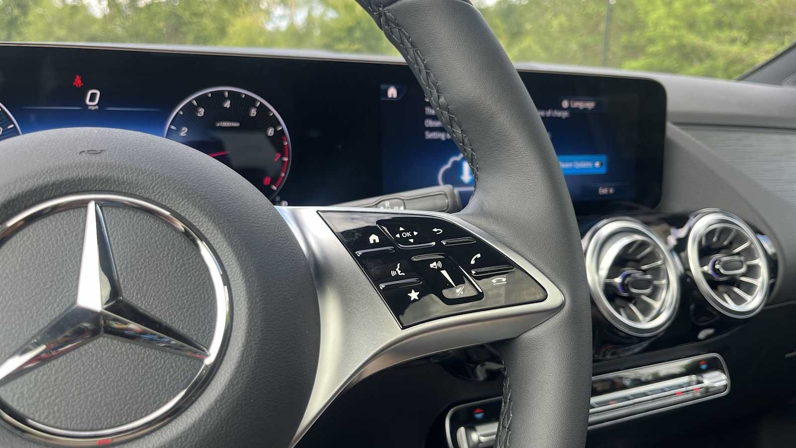 New 2026 Mercedes-Benz GLA 250 4MATIC image 39