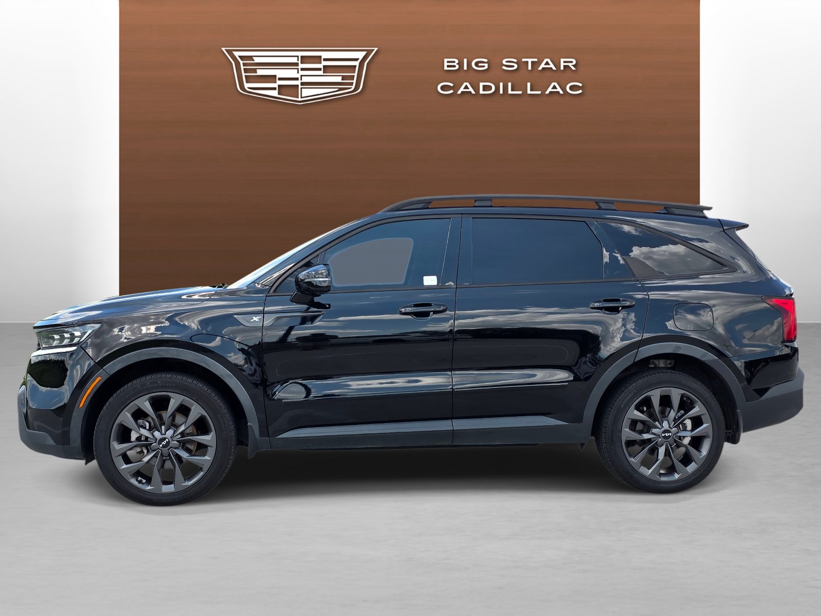 Used 2023 Kia Sorento SX Prestige AWD/4WD image 2