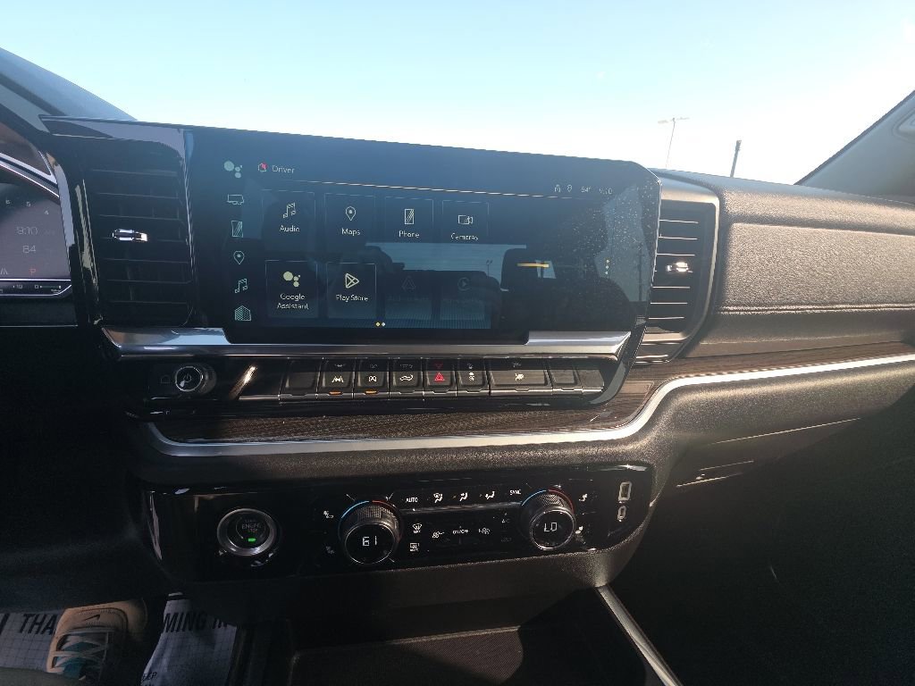 Used 2022 Chevrolet Silverado 1500 LT RWD image 12