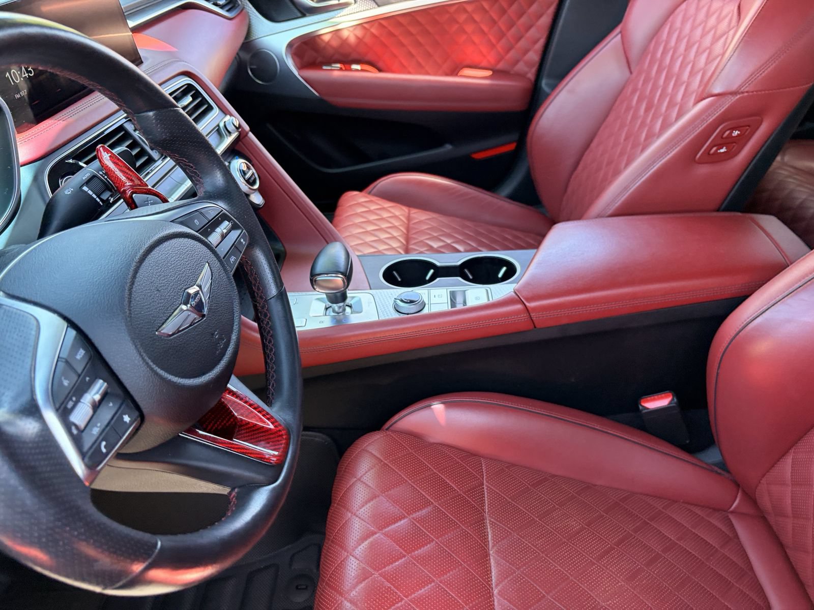 Used 2022 Genesis G70 3.3T Launch Edition RWD image 17