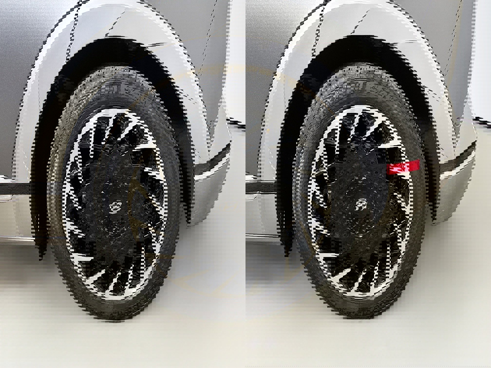 Used 2023 Hyundai Ioniq 5 Limited w/ Cargo Package image 30