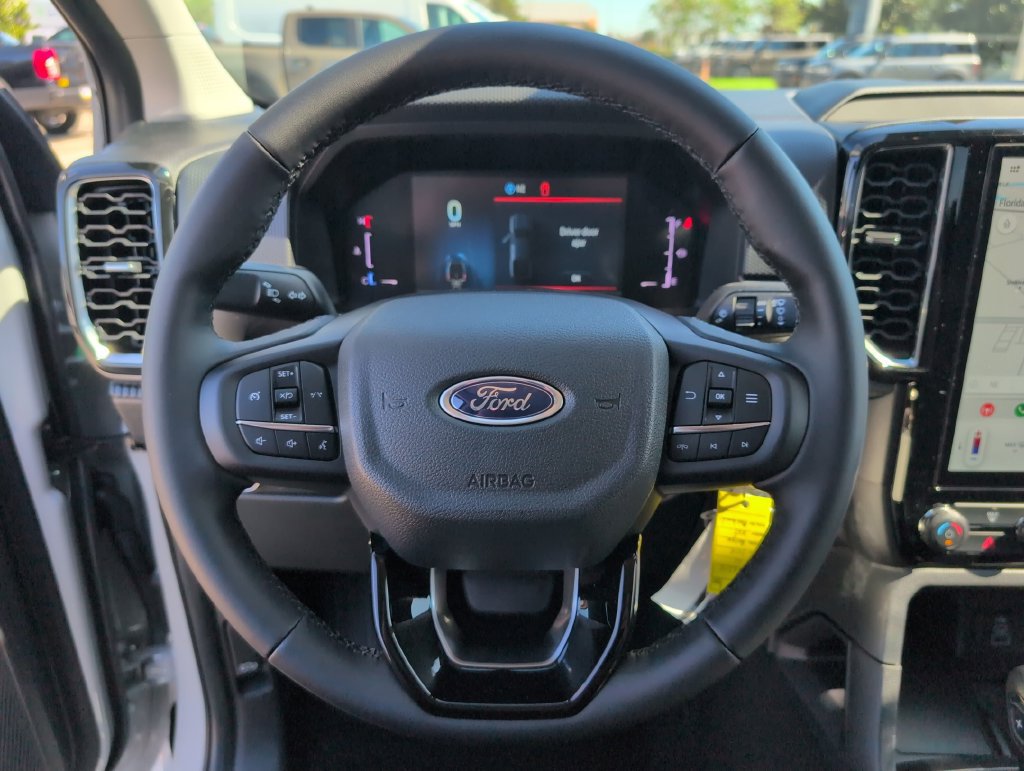 New 2026 Ford Ranger XLT w/ Black Appearance Package RWD image 30