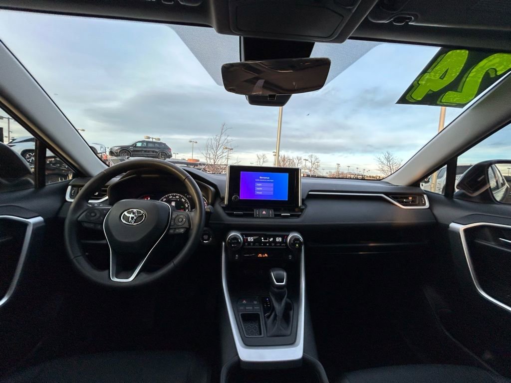 Used 2024 Toyota RAV4 XLE Premium image 10
