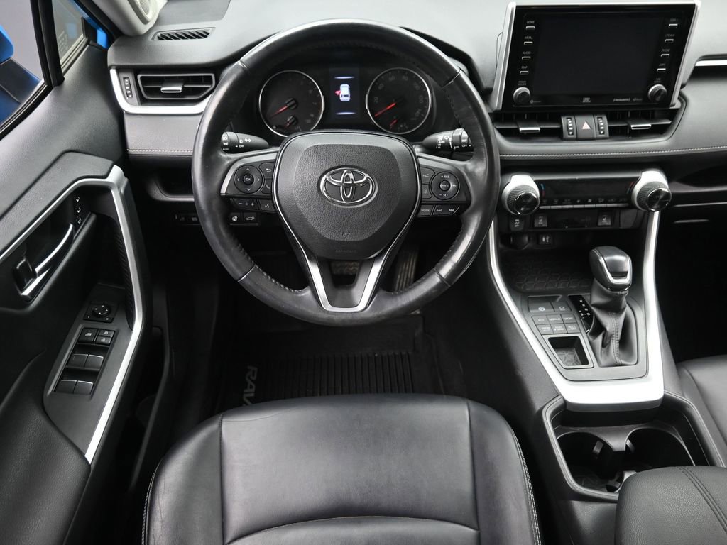 Used 2019 Toyota RAV4 XLE Premium w/ Cold Weather Package image 11