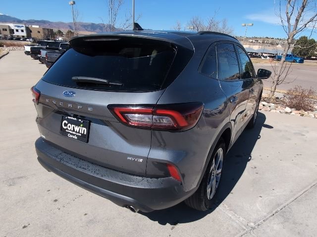 Used 2025 Ford Escape ST-Line Select image 8