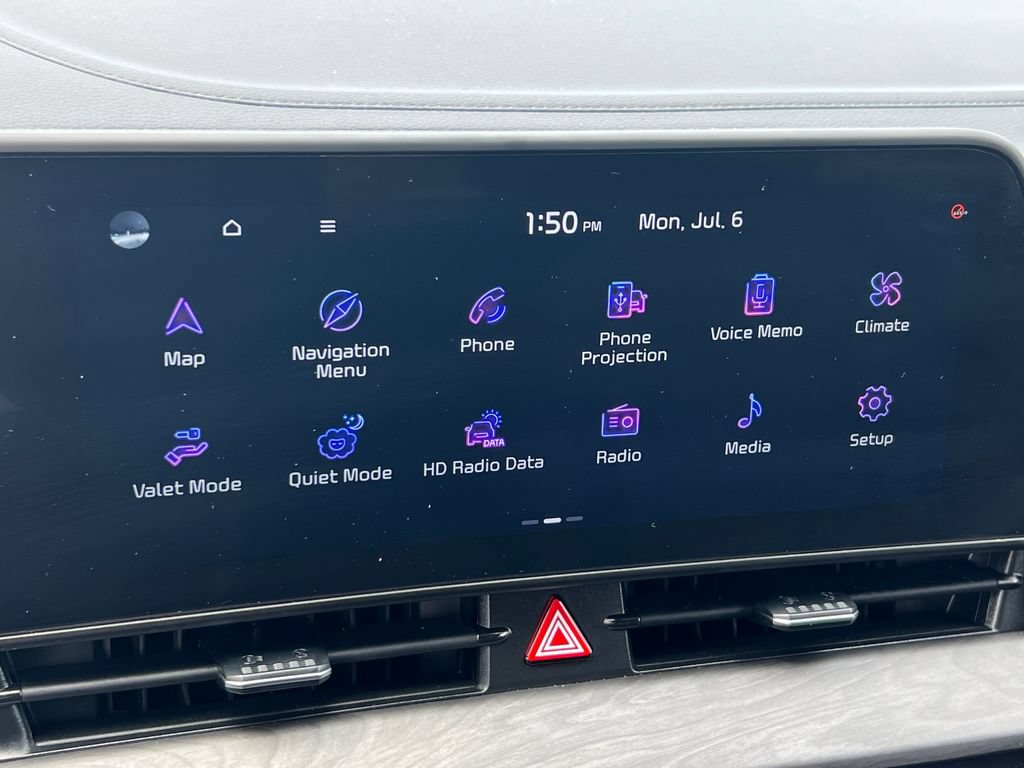 Used 2024 Kia Sportage X-Line w/ X-Line Premium Package AWD/4WD image 25
