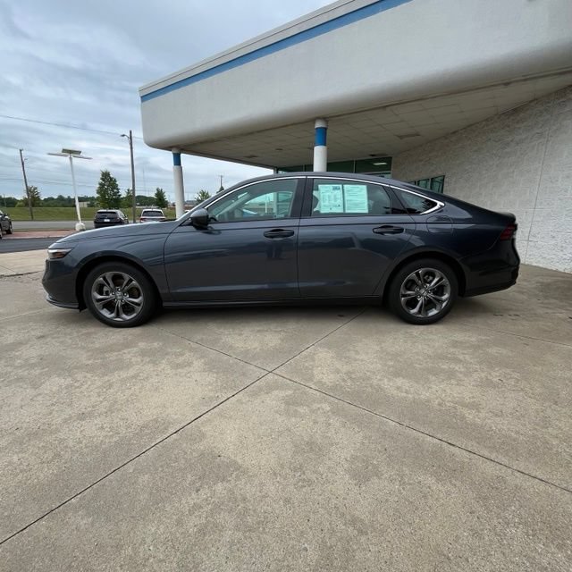 Certified 2023 Honda Accord EX image 2