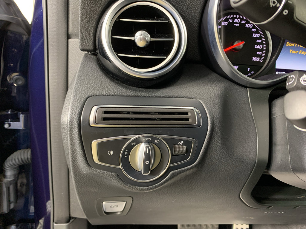 Used 2018 Mercedes-Benz GLC 300 4MATIC Coupe image 17