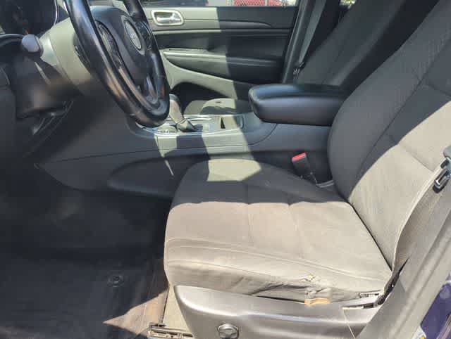 Certified 2018 Jeep Grand Cherokee Laredo AWD/4WD image 16