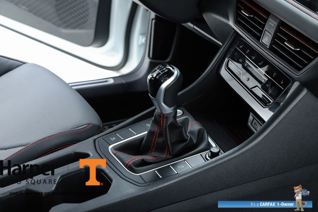 Used 2025 Volkswagen Jetta GLI Autobahn w/ GLI Black Package image 33