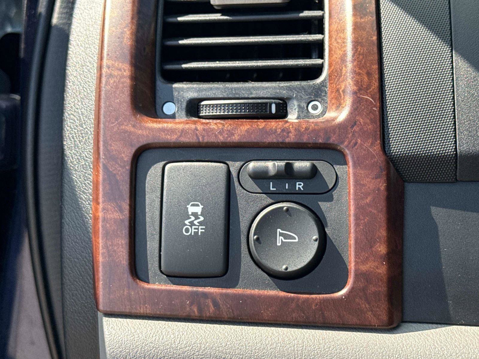 Used 2011 Honda CR-V EX-L image 30