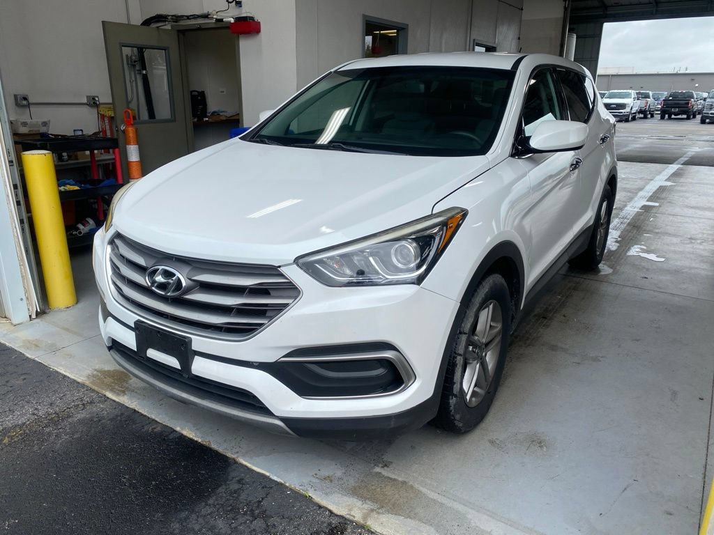 Used 2018 Hyundai Santa Fe Sport AWD/4WD image 2