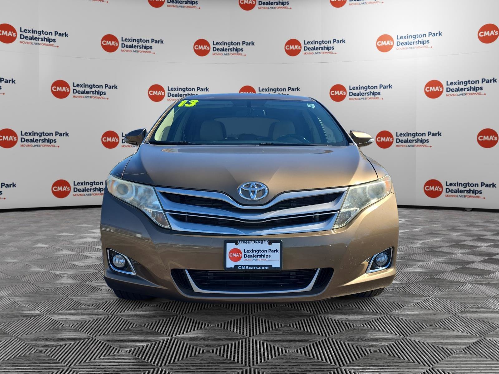 Used 2013 Toyota Venza LE w/ LE Convenience Pkg image 2