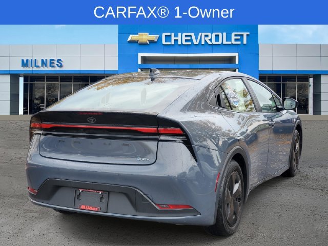 Used 2025 Toyota Prius LE FWD image 5