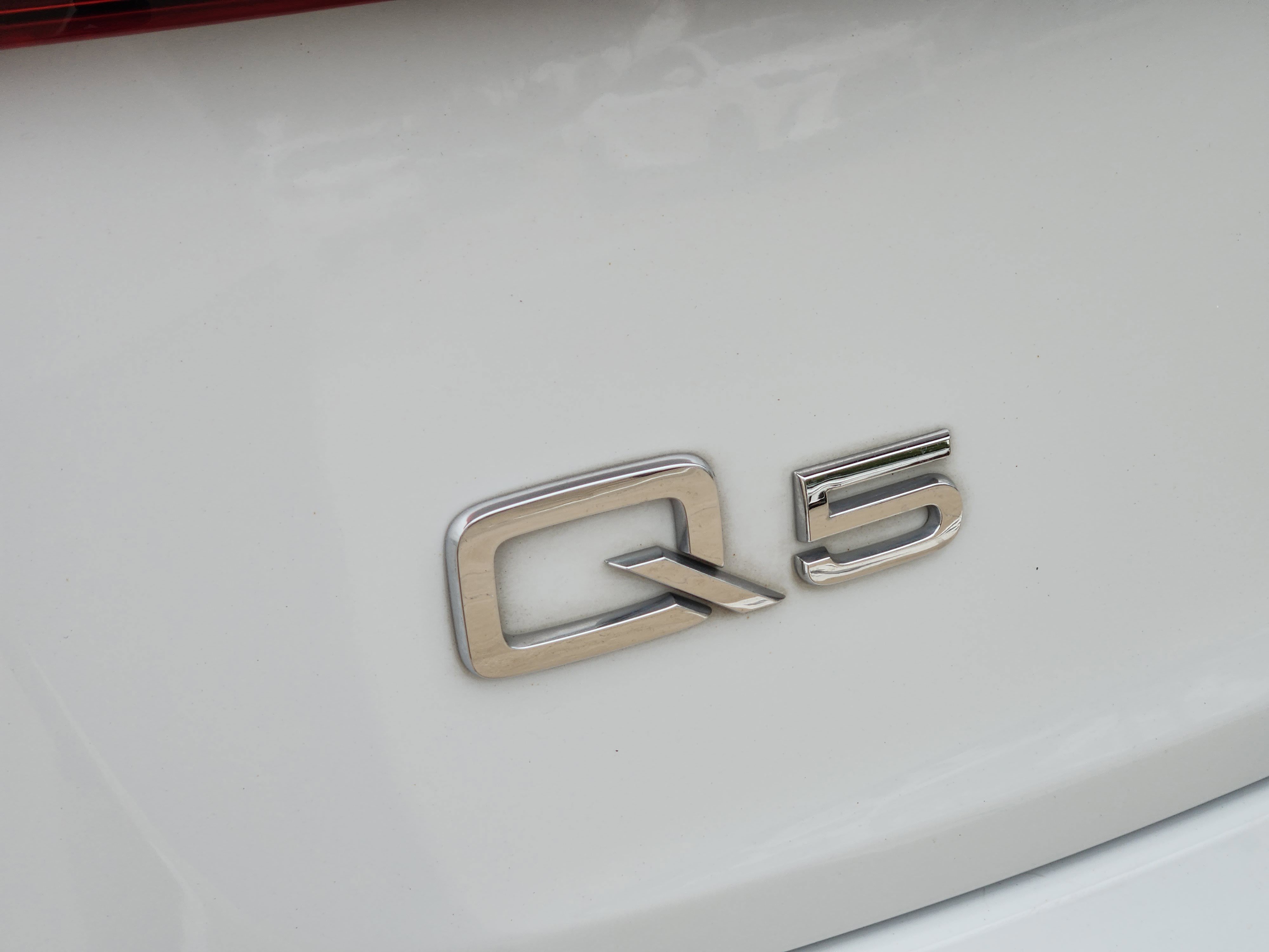 Used 2019 Audi Q5 2.0T Premium image 39