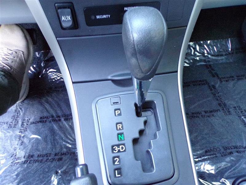 Used 2009 Toyota Corolla LE FWD image 32