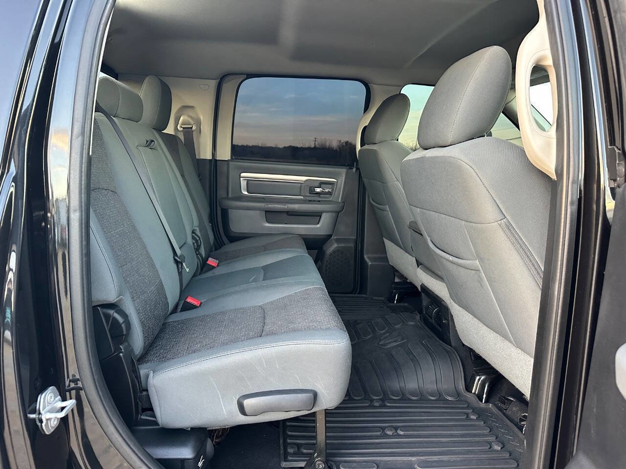 Used 2016 RAM 2500 Big Horn w/ Black Appearance Group image 15