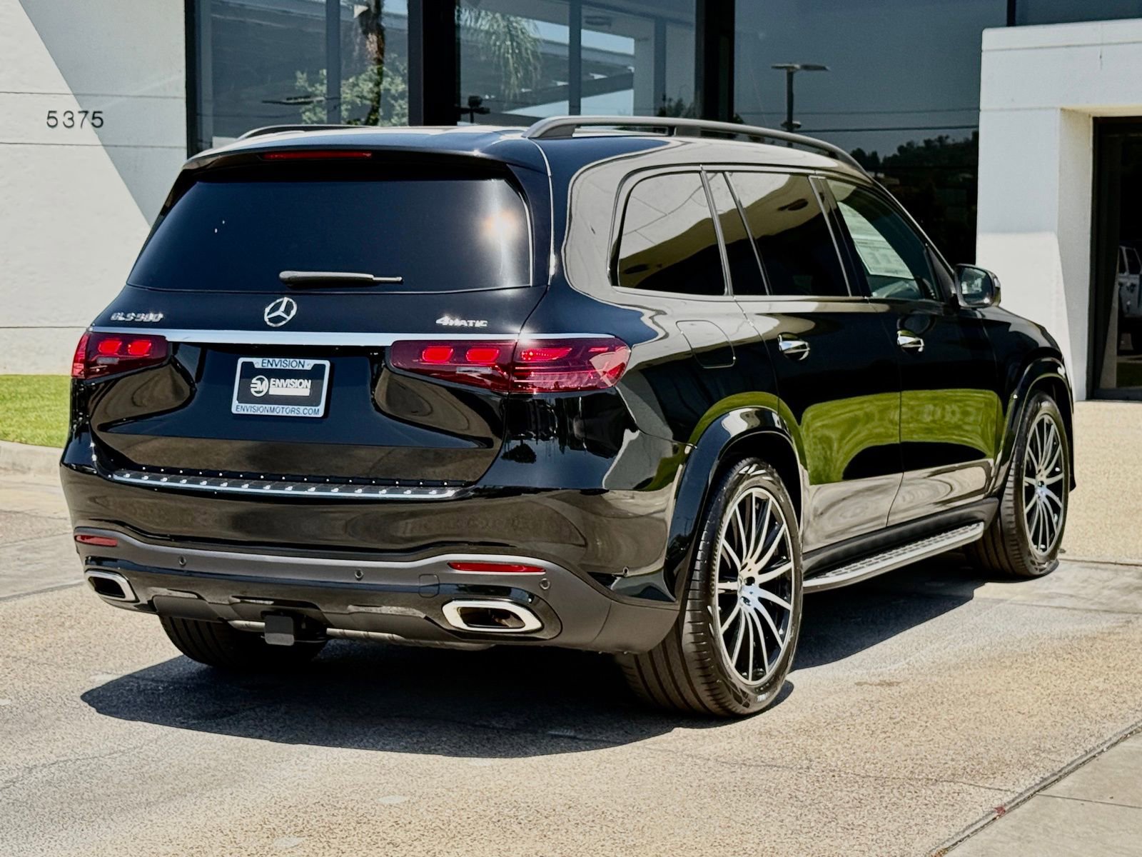 Used 2025 Mercedes-Benz GLS 580 4MATIC image 14