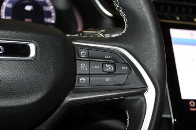 Used 2024 Jeep Grand Cherokee L Limited image 25